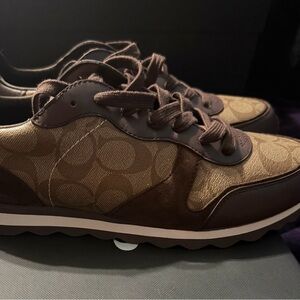 Coach Women’s Tan and Brown Sneakers